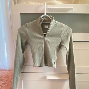 tna zip up longsleeve